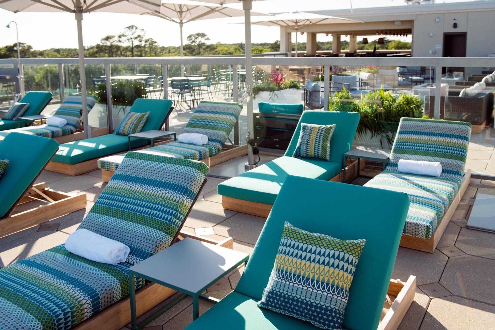 Courtyard By Marriott Hilton Head Island Hotel Exterior photo
