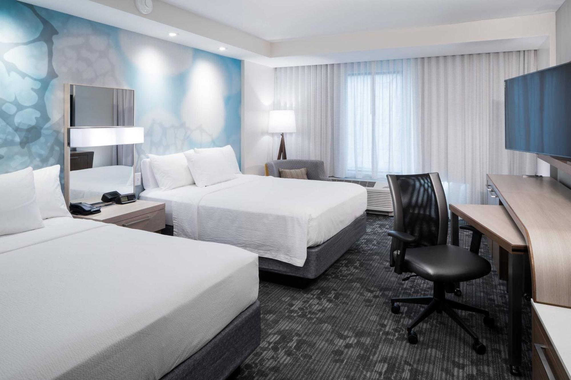 Courtyard By Marriott Hilton Head Island Hotel Exterior photo